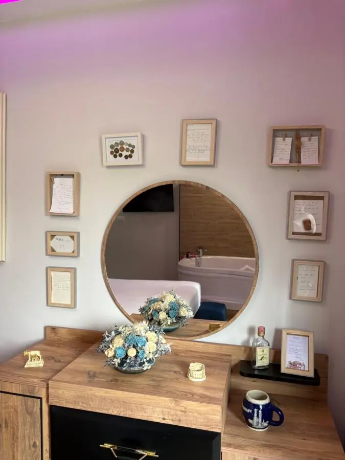 Deluxe Apartment In City Center