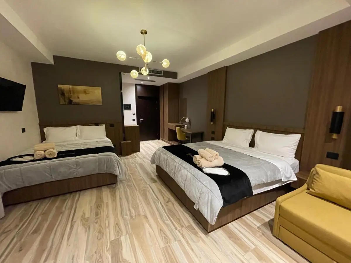 PineHill Hotel, Restaurant , Pool & Spa - RAZEM