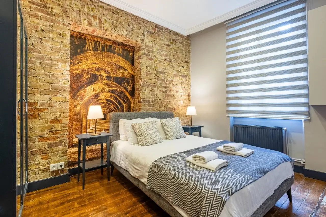 Ganbaru Tours - Flats in Galata