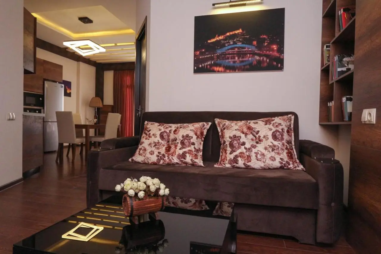 Freedom Square Apartment