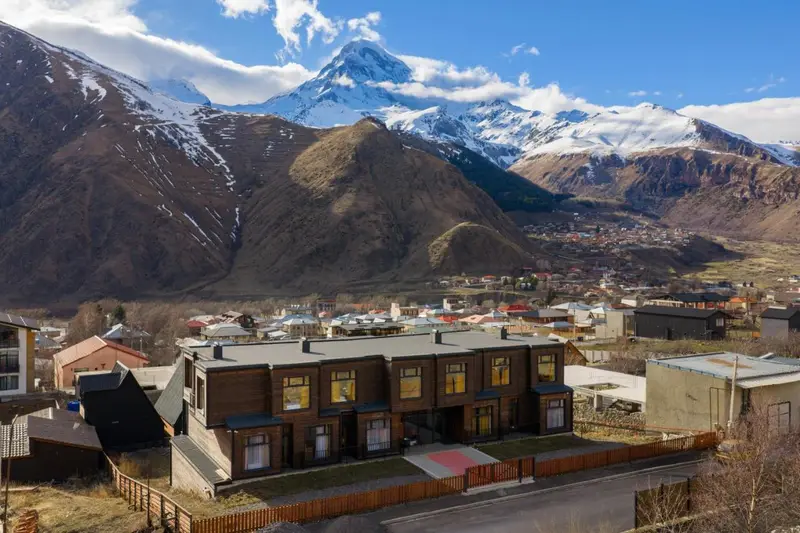 Melodia KAZBEGI