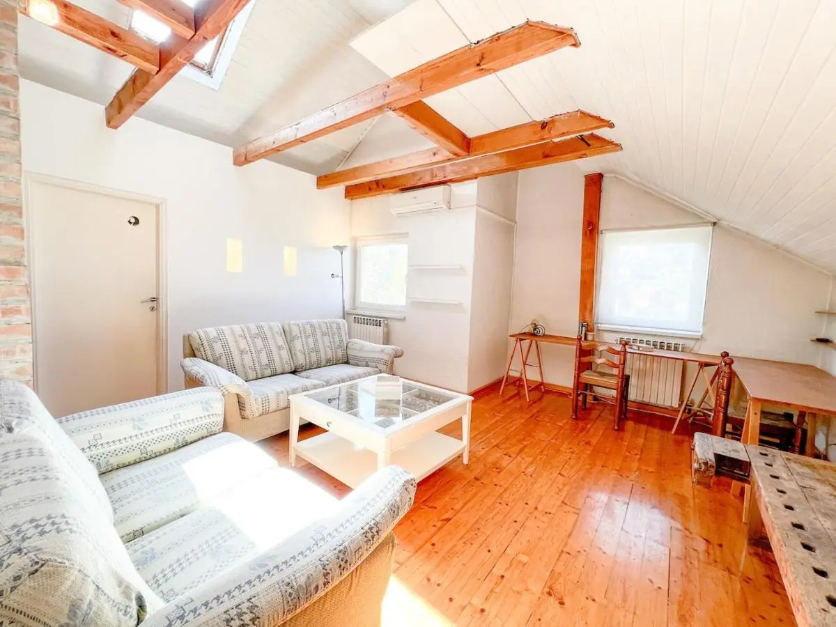 Wood & Light Loft Sarajevo - Private parking