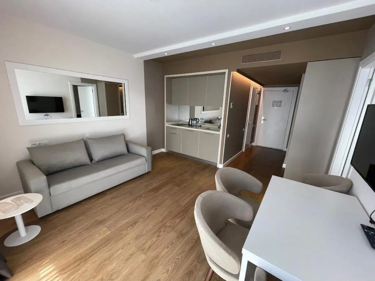 Del Mare Aparthotel