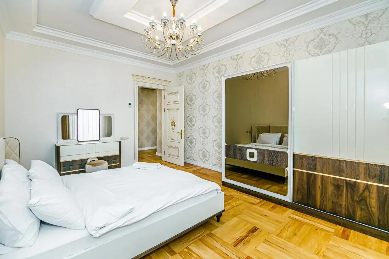 City Centre apartment on Nizami