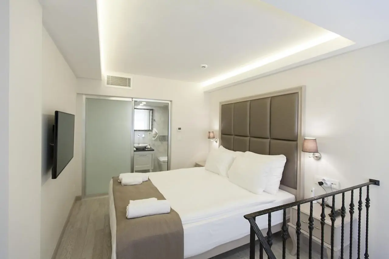 Perla Galata Hotel