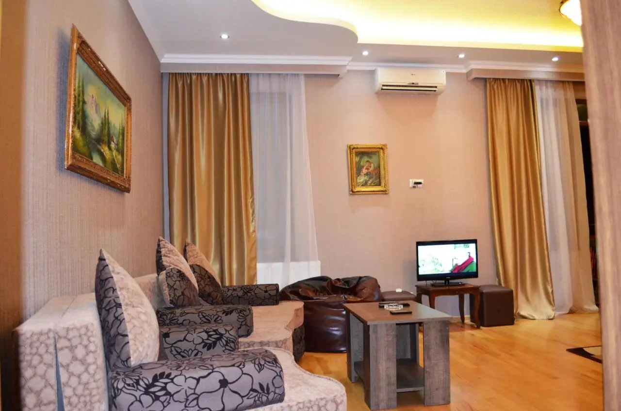 Bonus Hotel