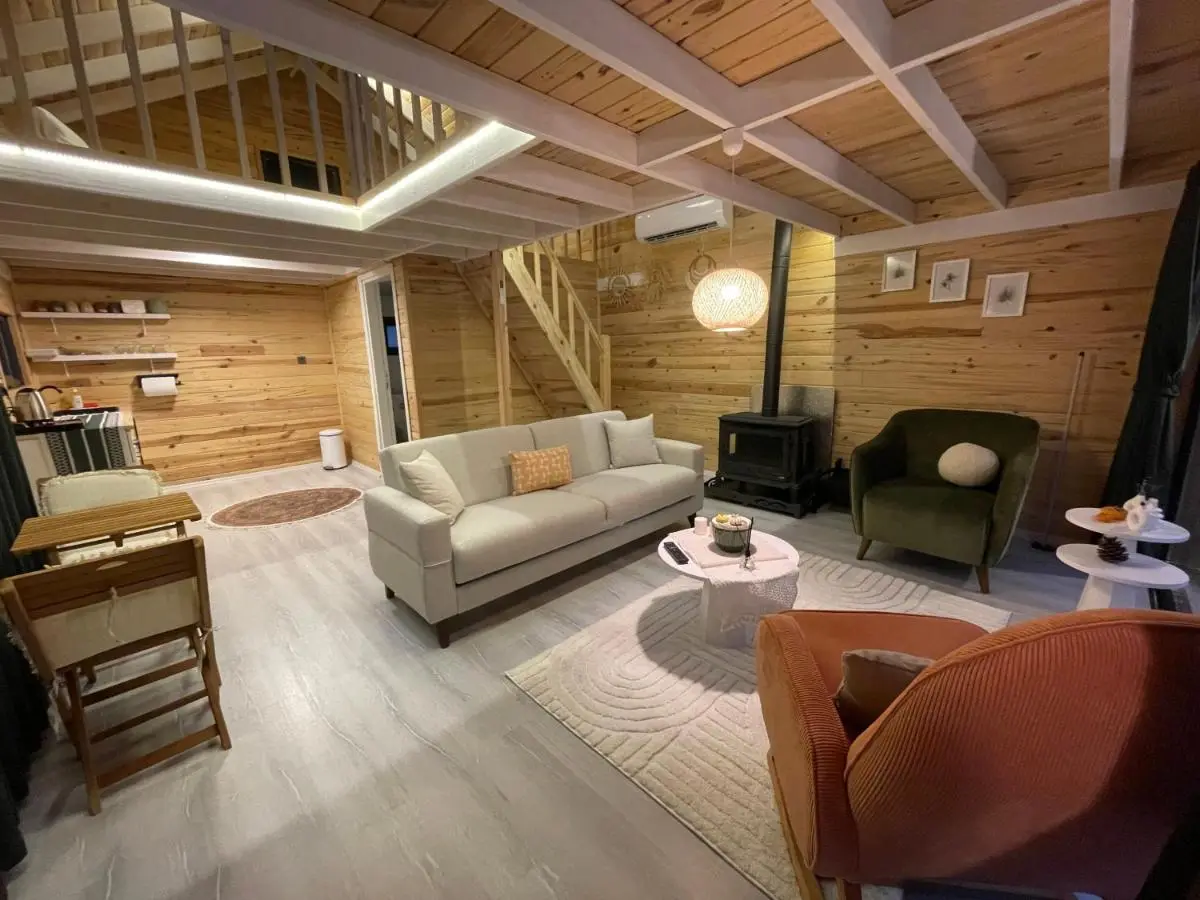 IVA House