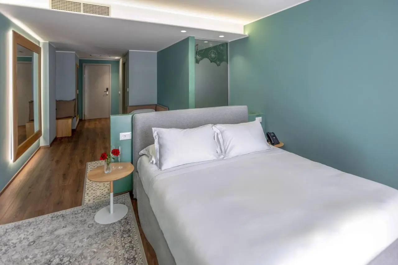 Hotel Vlora Priam, Affiliated by Meliá