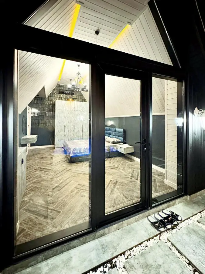 Black A-Frame Luxury Chalet & Pool