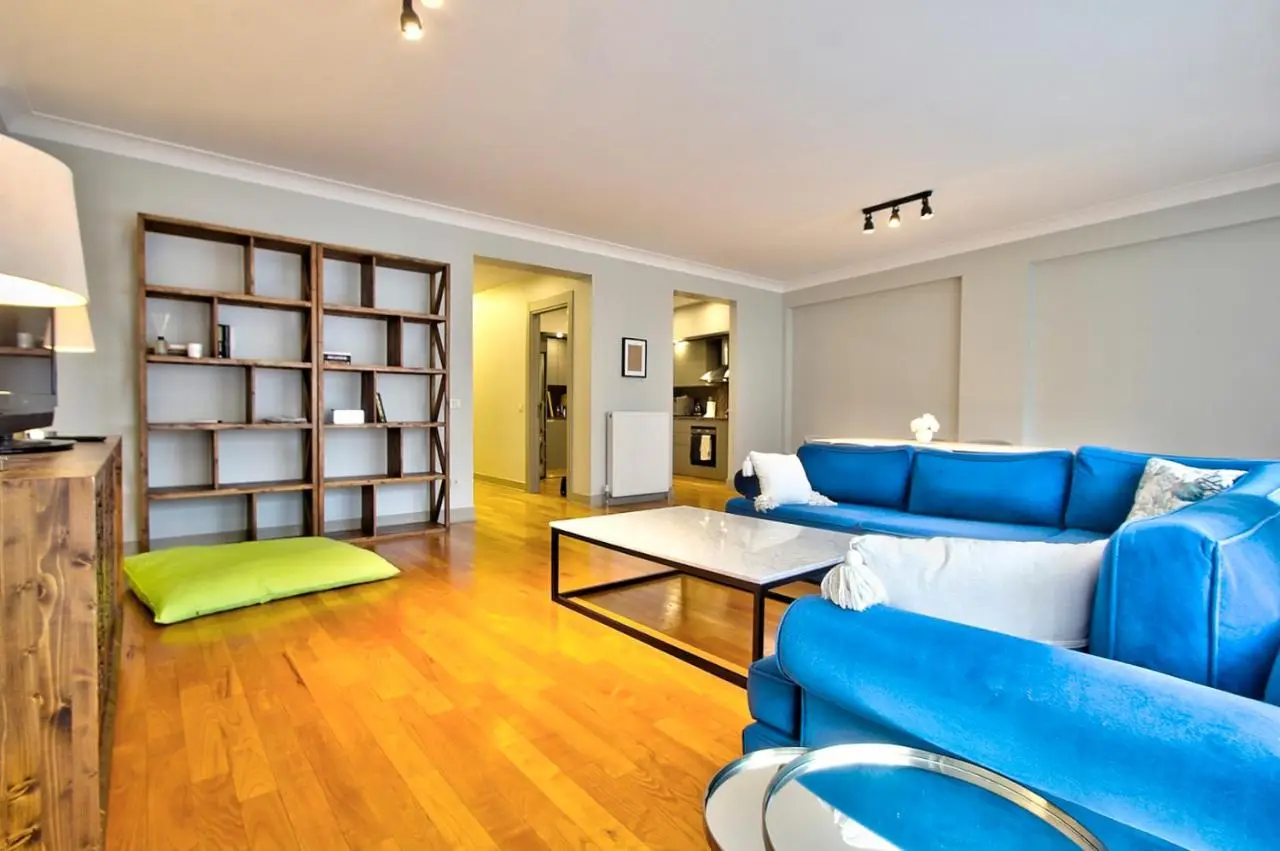 New Build with Modern Amenities and Balcony
