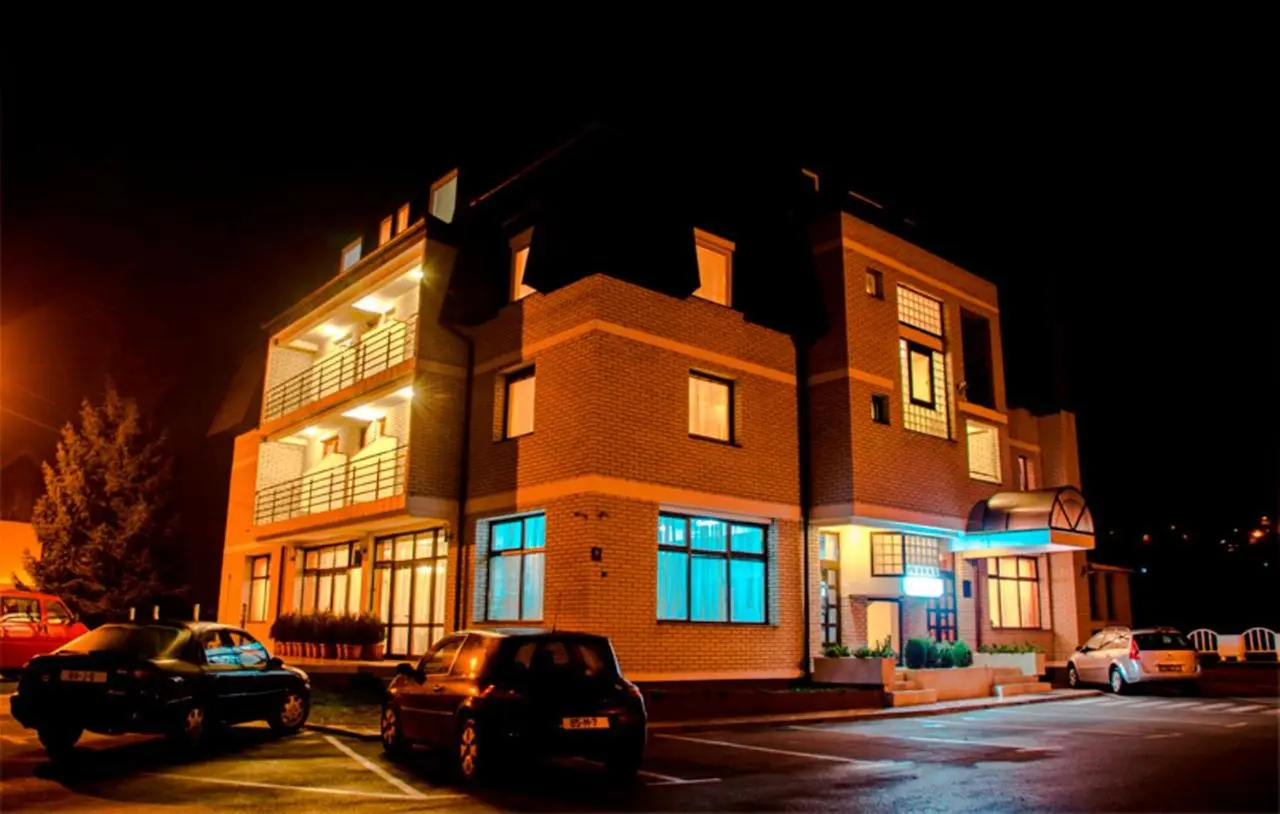 Hotel Damis