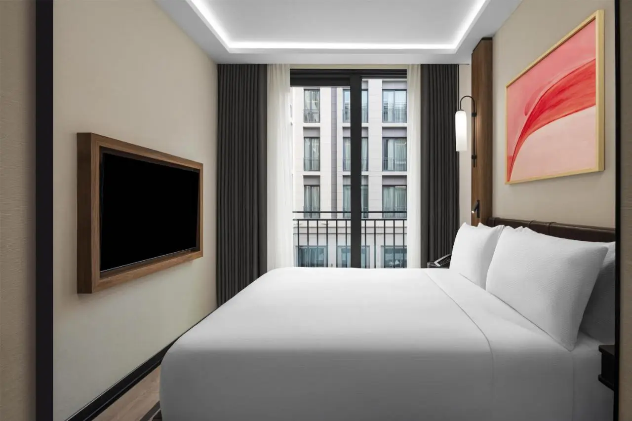 Altunizade Suites Istanbul, Curio Collection By Hilton