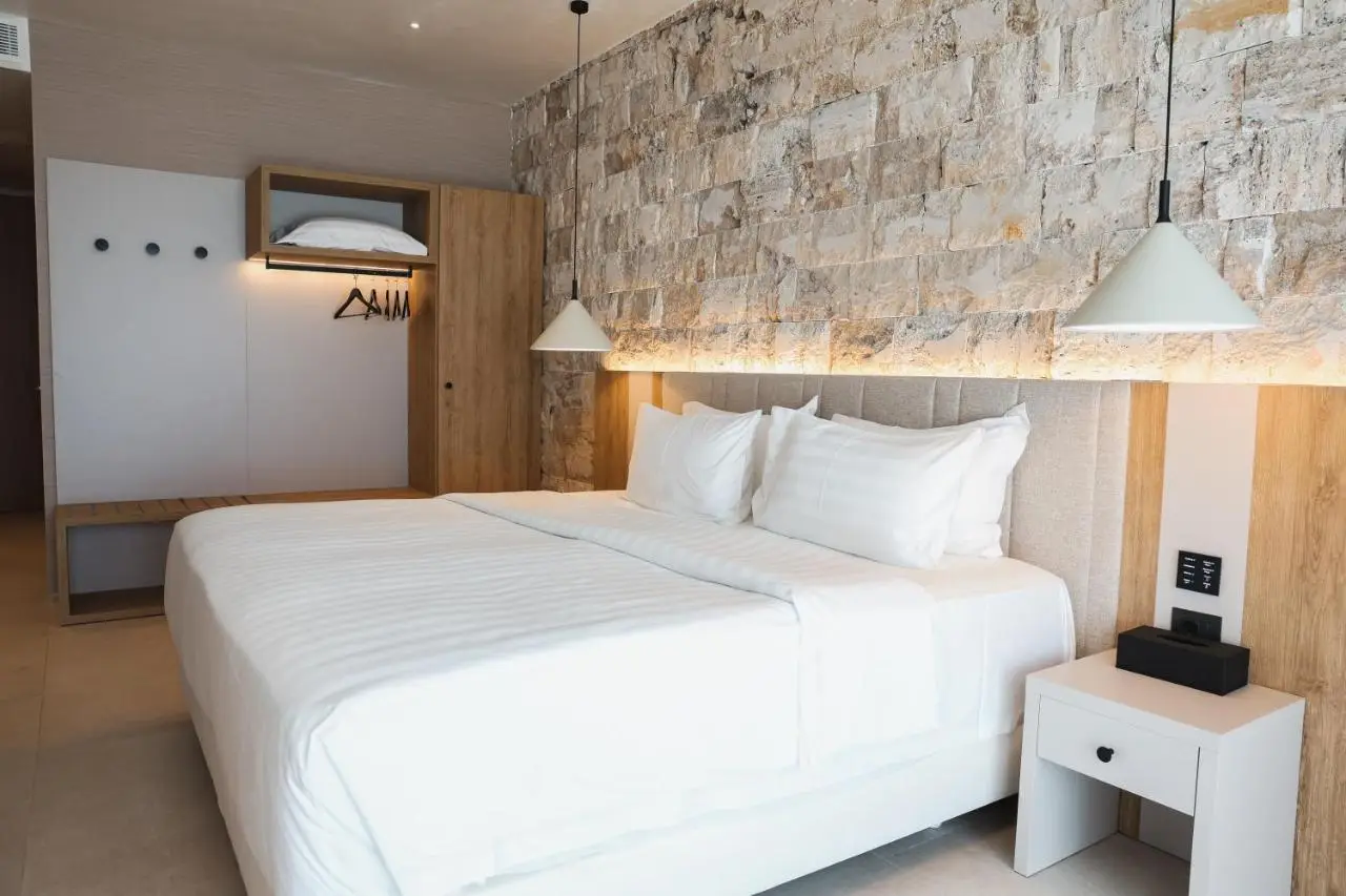 Drymades Inn Resort