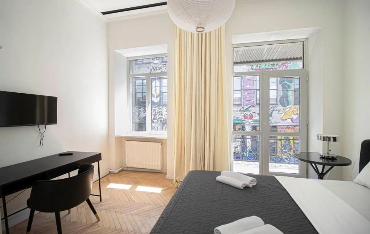 Chic 3BR Apt Near Fabrika - By Wehost