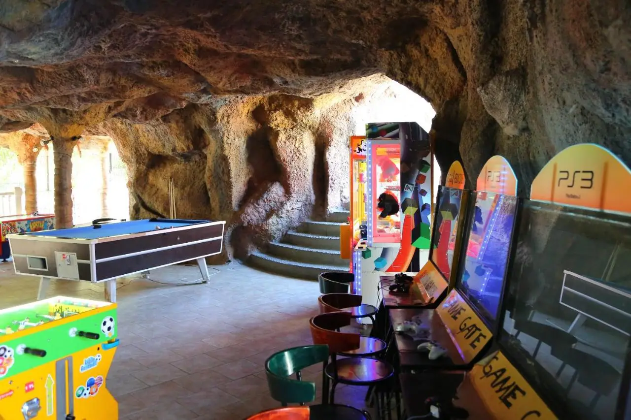 Grand Aquarium