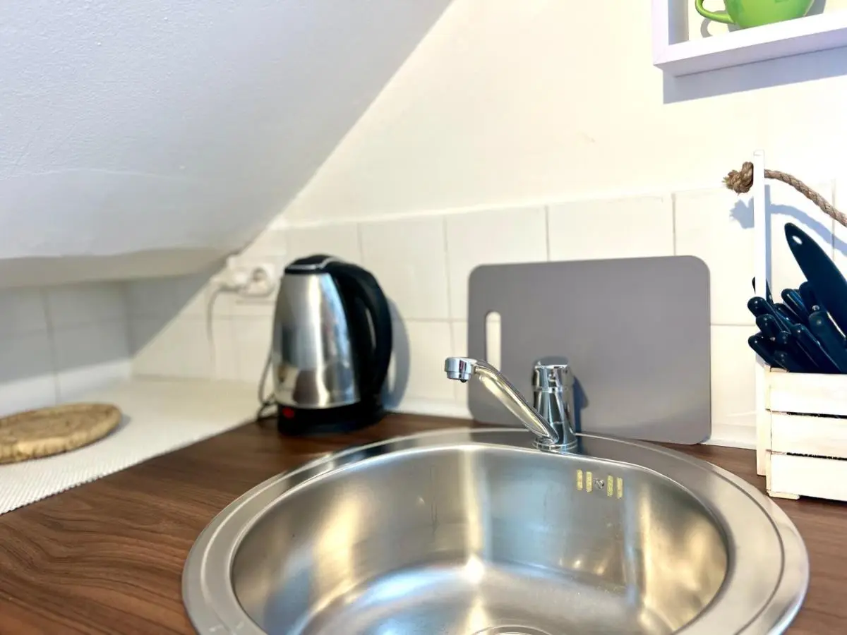 Modern Two-Bedroom Apartment with Garden & Parking