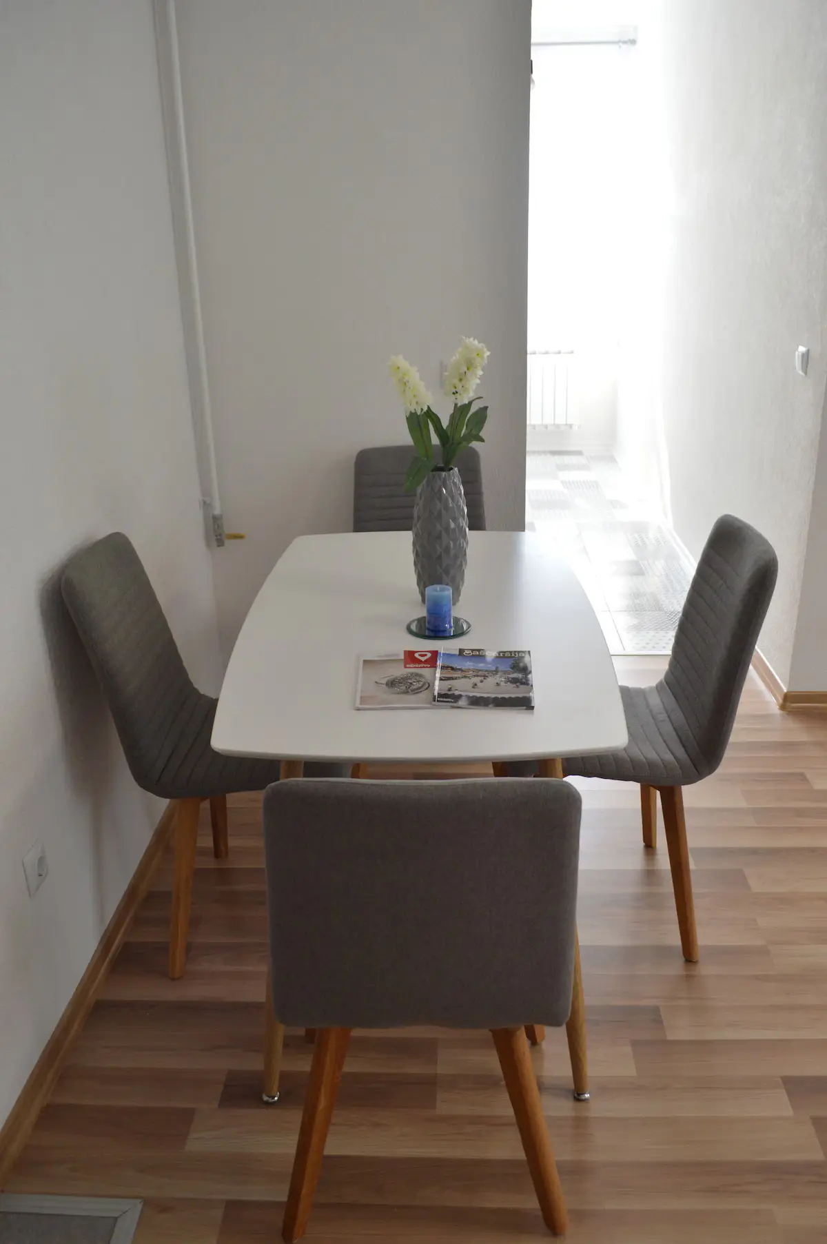 Joyful City Center Apartment (Garage included)