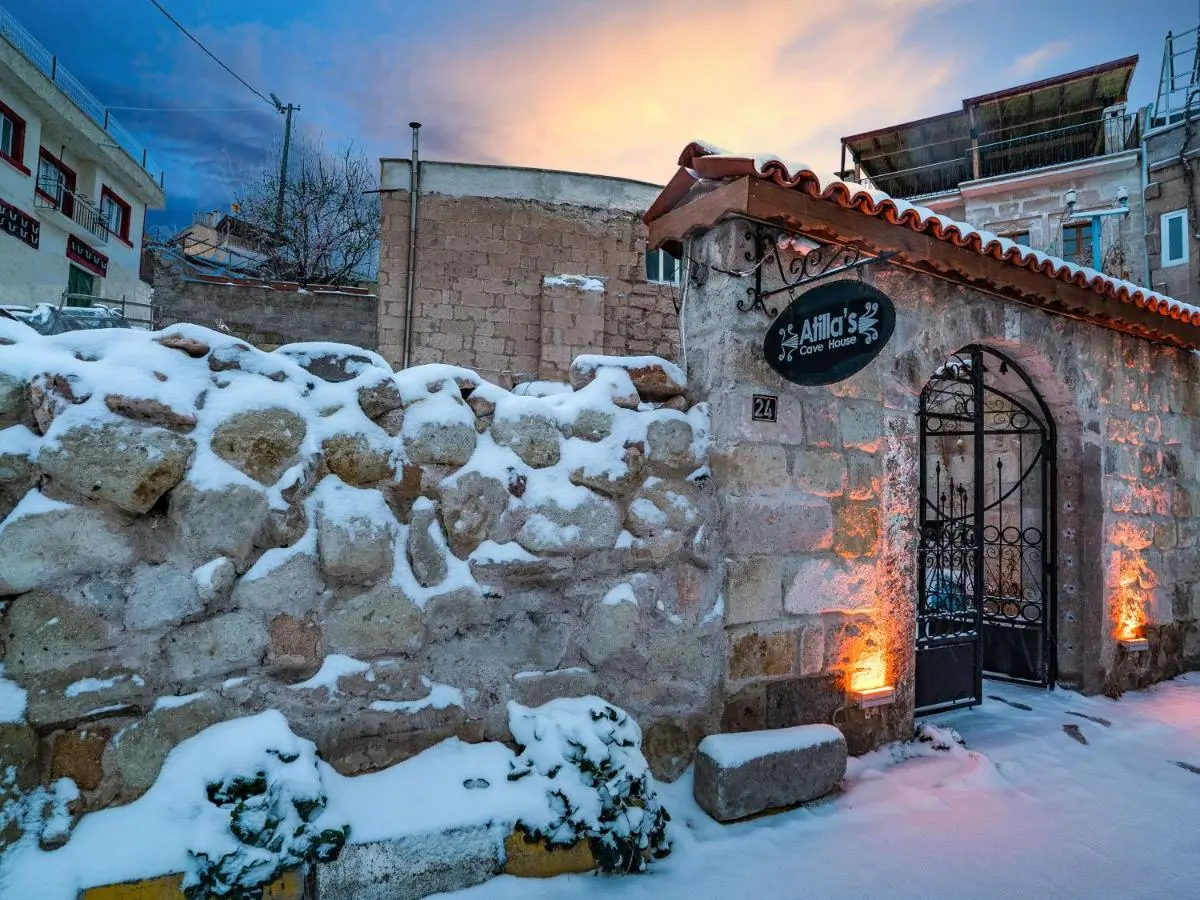 Atilla's Cave Hotel