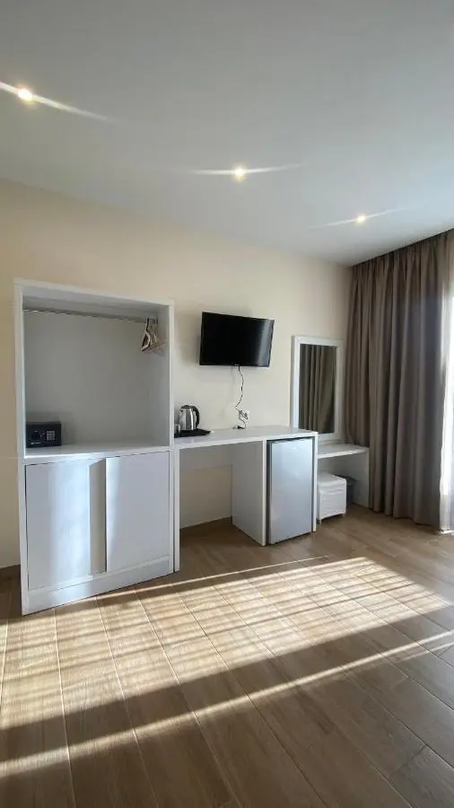 Hotel Adriatik Ksamil