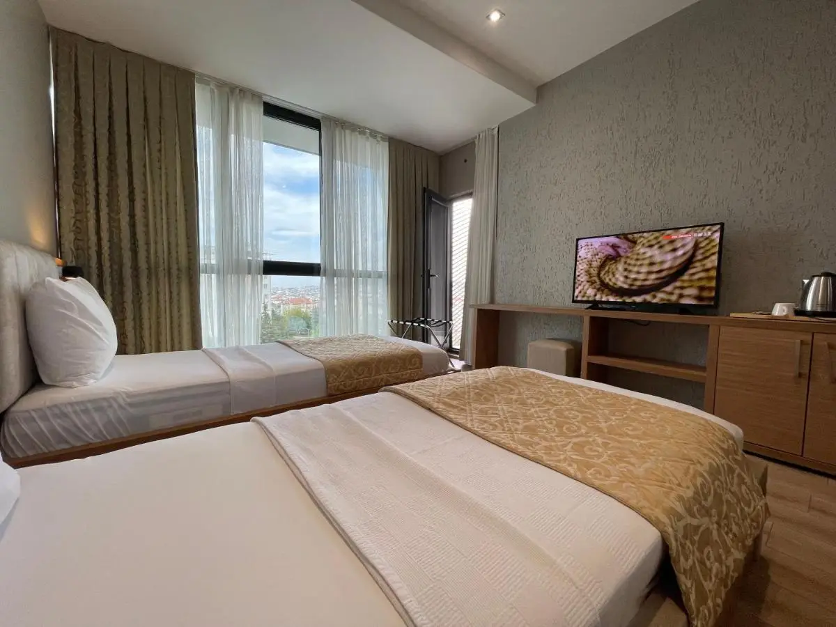 İNNPORT HOTEL