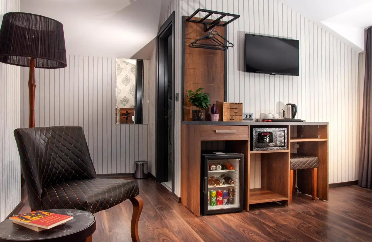 Hotel Bossuite Business