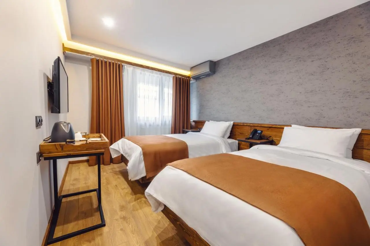 Ivy Hotel