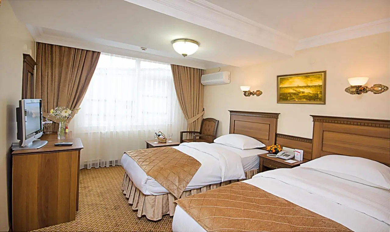 Grand Unal Hotel