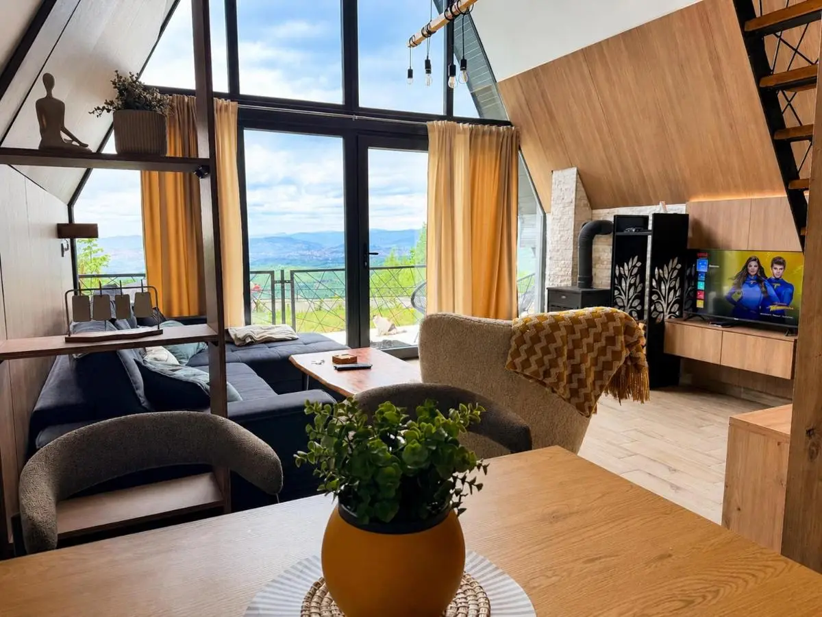 Klek 77 Luxury Chalets near Jahorina
