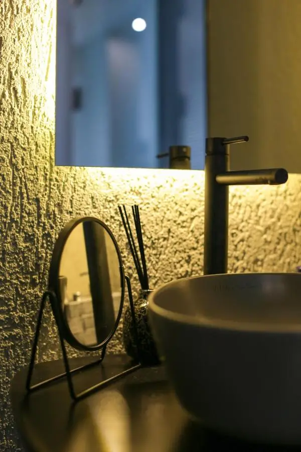 Surfer Caravan Gastro Pub Suites- Adults Only
