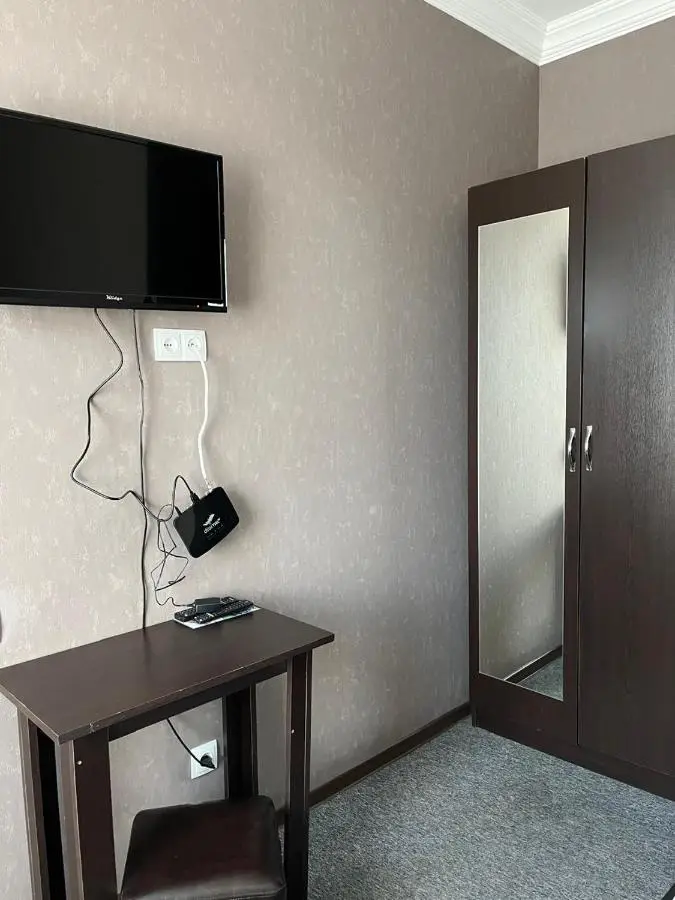 Hotel Eight