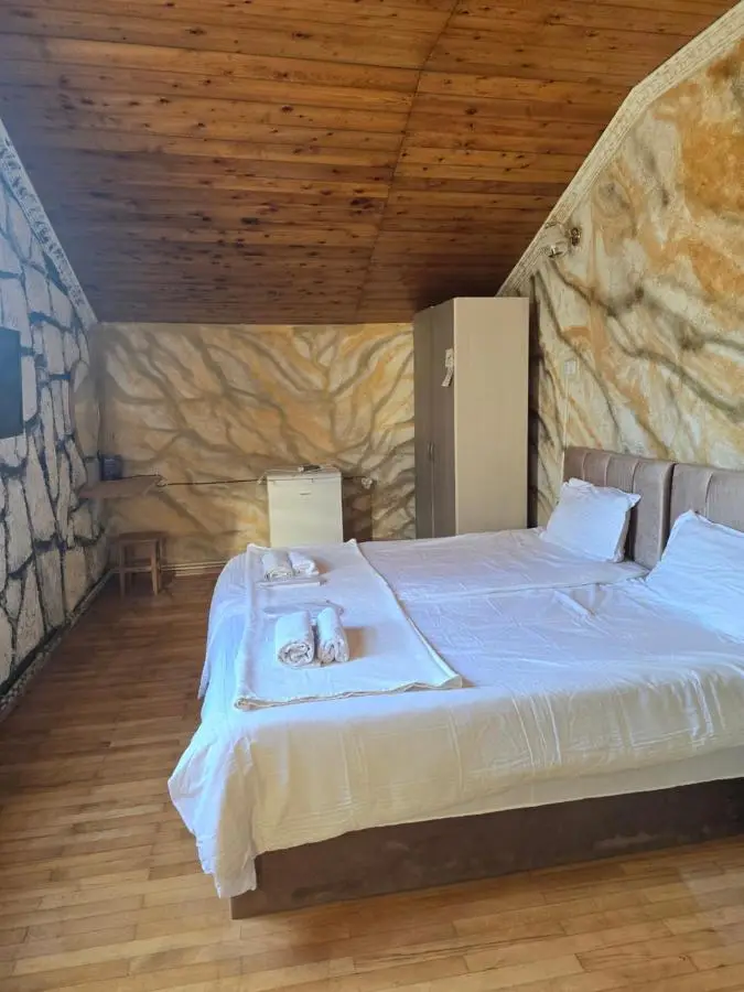 Hirmas boutique hotel