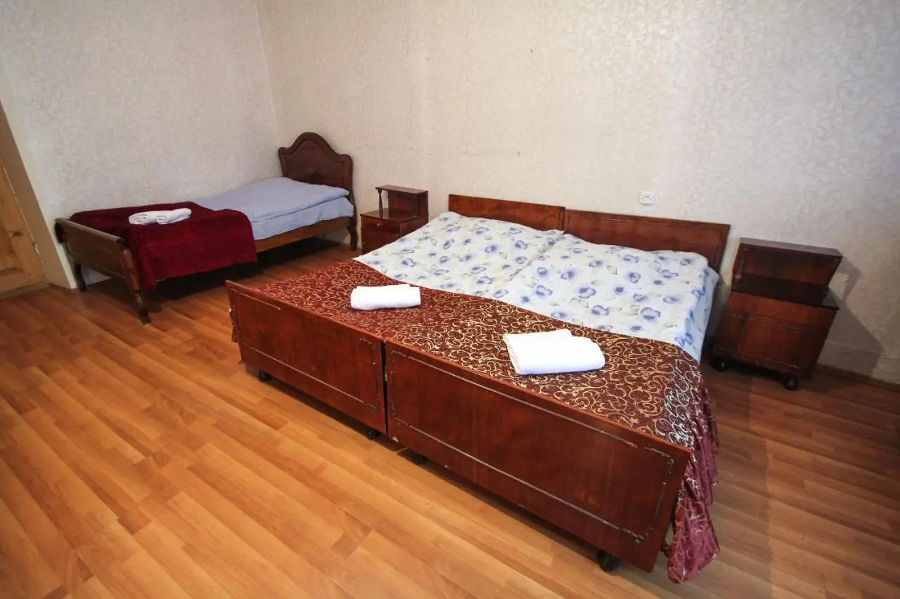 Eka&Nino GuestHouse