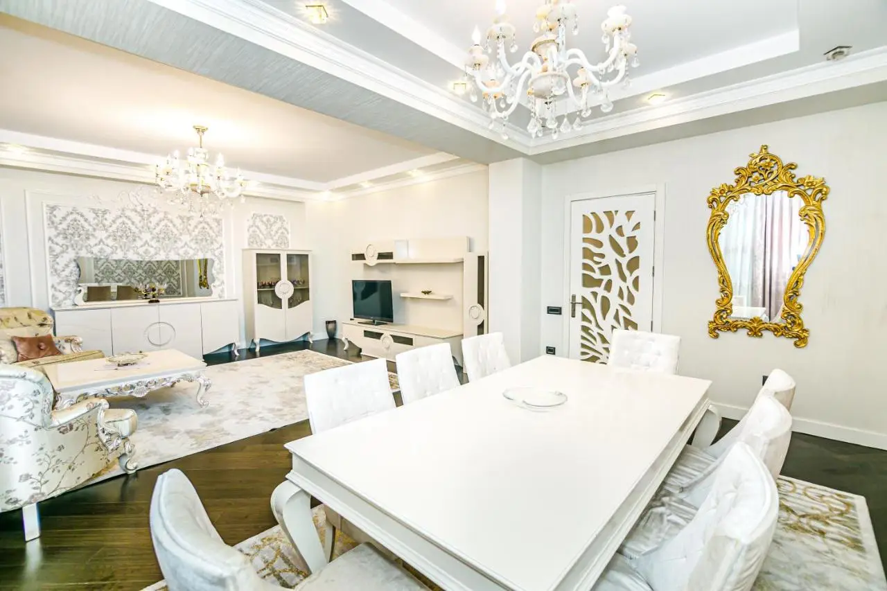 Luxury AMOR Sea View Nizami street