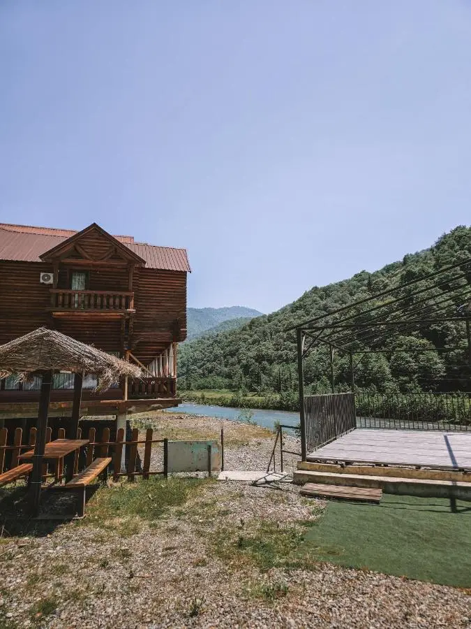 Hotel Riverwood