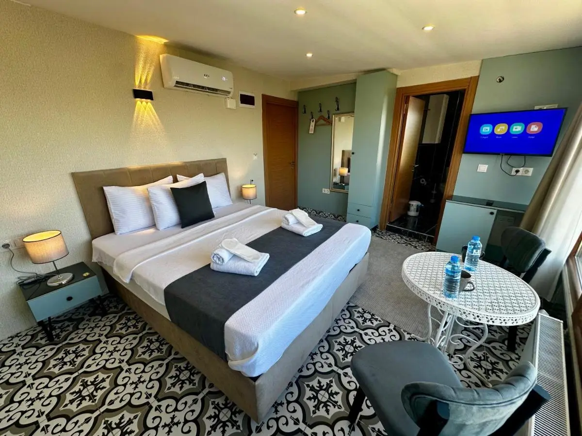 LElLl HAGİA SOFİA OTEL