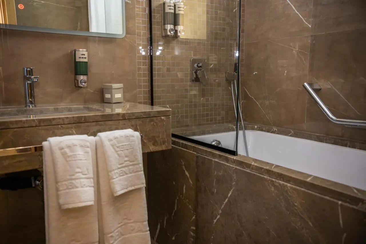 Hotel Golden Palace