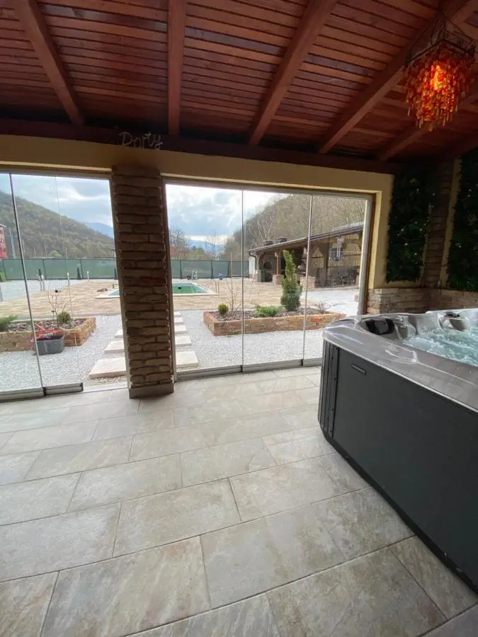 Sarajevo Deluxe penthouse and pool