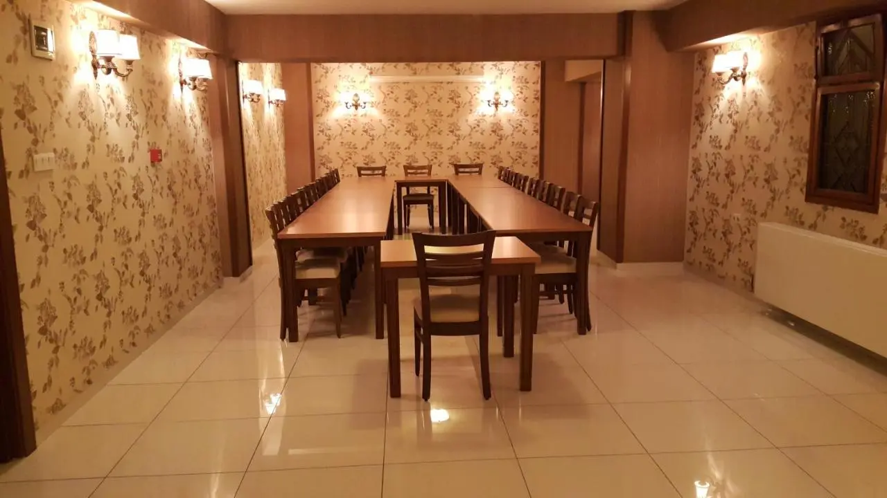 Grand Unal Hotel