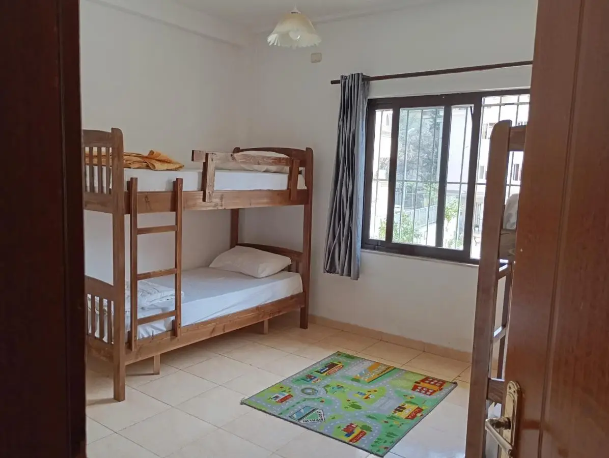 Blue Diamond HOSTEL Him Kolli STREET BUILDING NO 4
