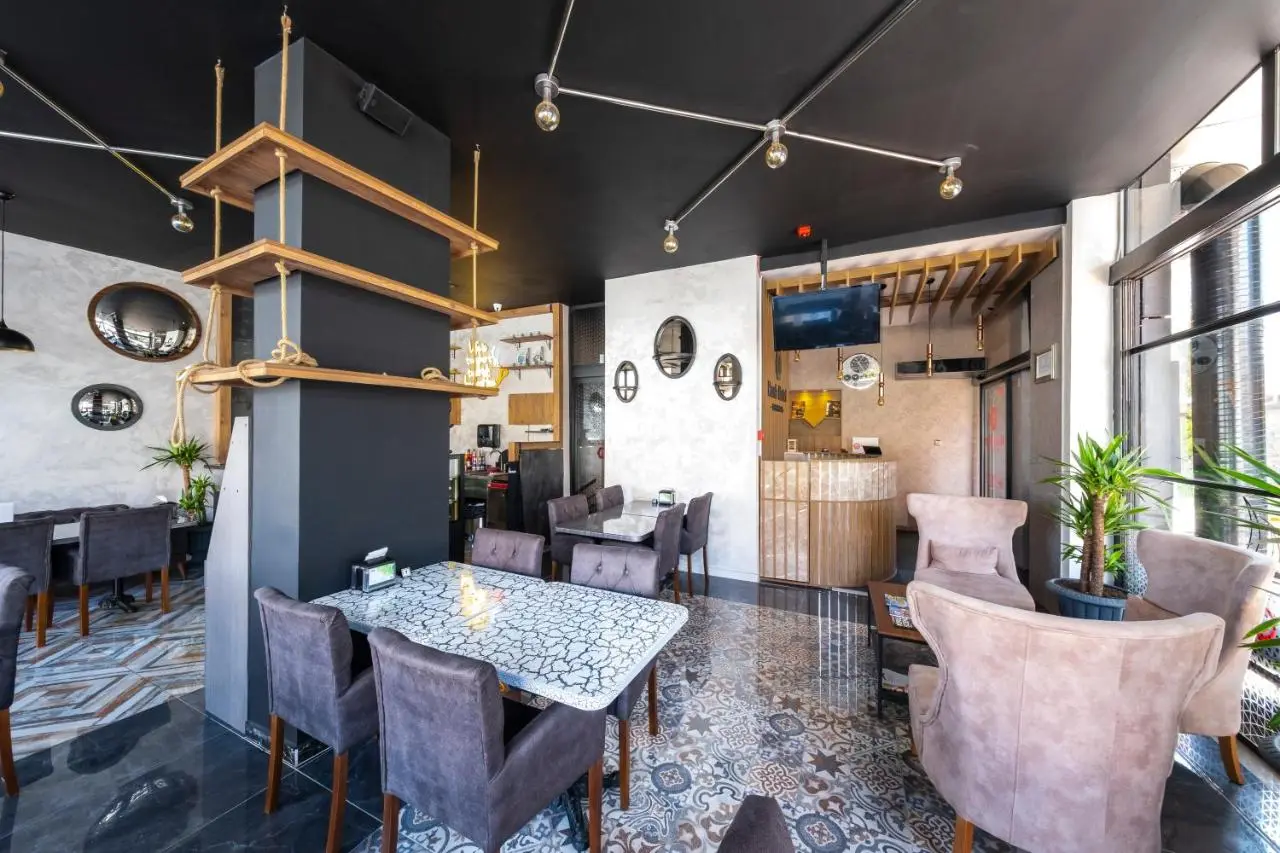 RUSH HOTEL İSTANBUL