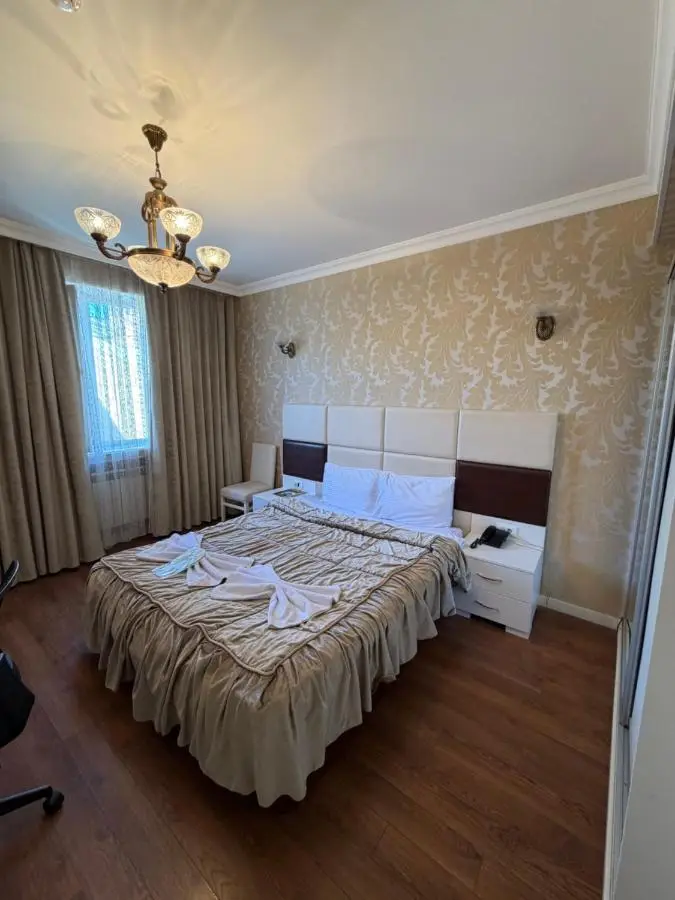 Old Str Terrace Hotel