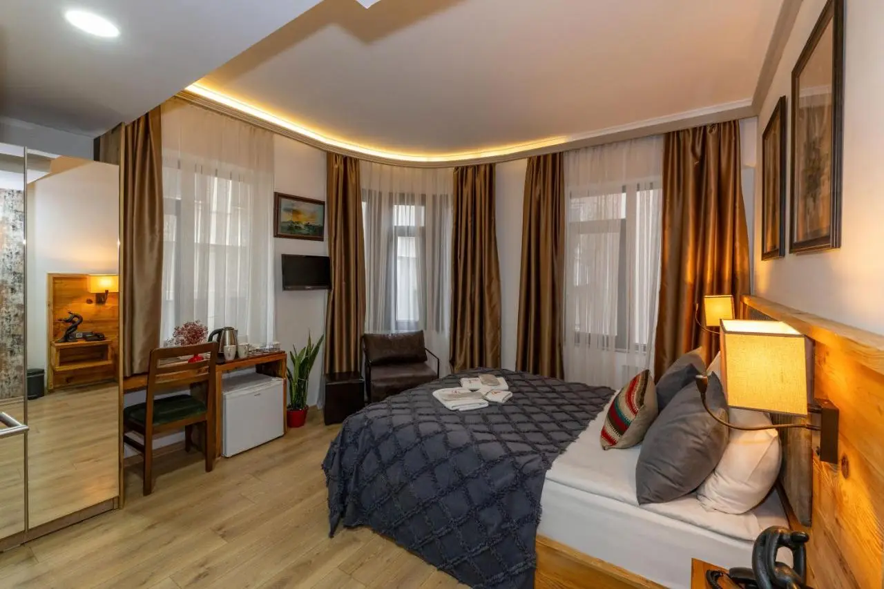 Double DD Hotel