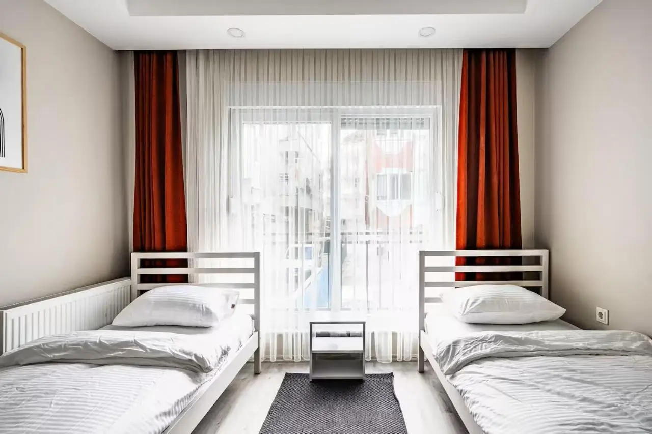 Gokmen Residences