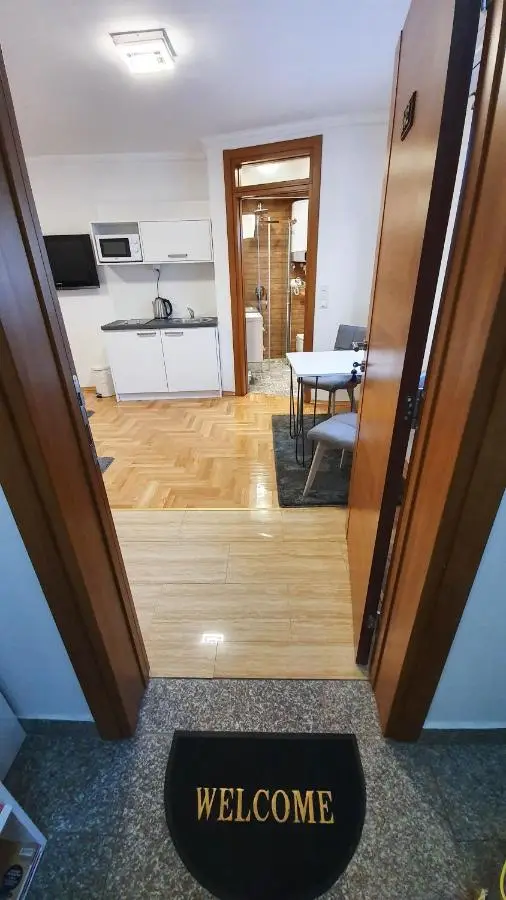 Zambak Apartments
