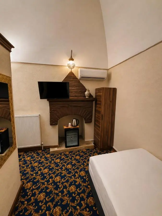 Rüstempaşa Kervansaray Hotel with Free Parking
