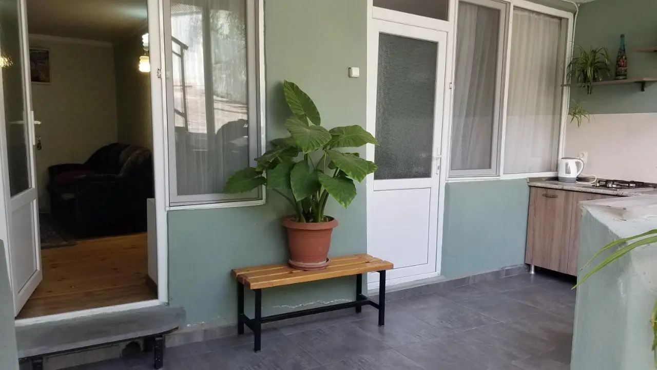 Guest House Green Rose