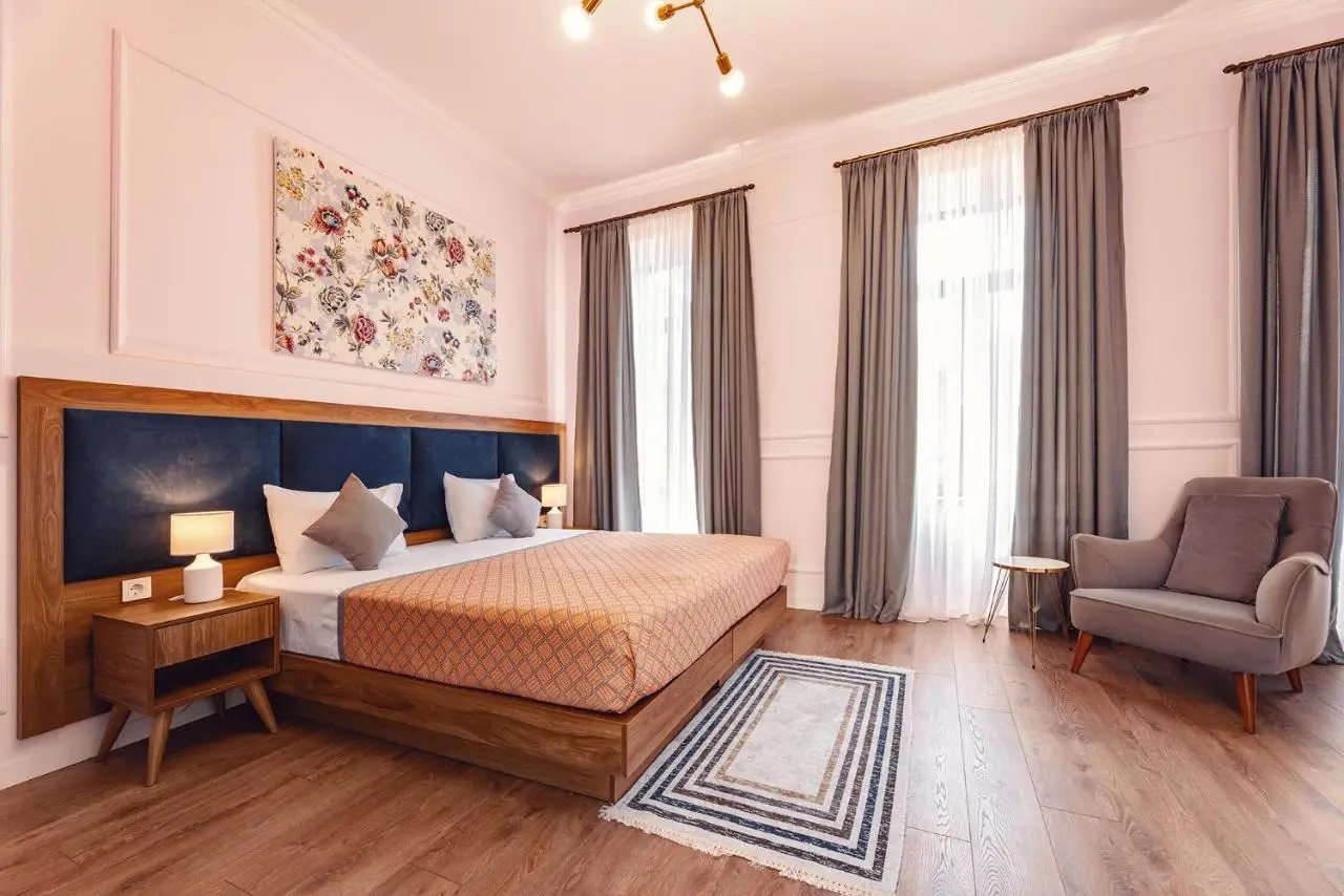 Hotel Manufacturer In Old Tbilisi