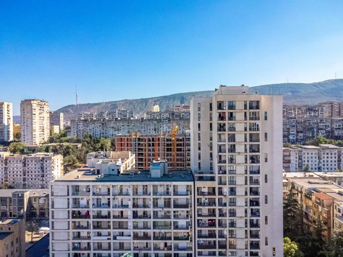 LE Home - Cozy 2 BR apartment in Saburtalo