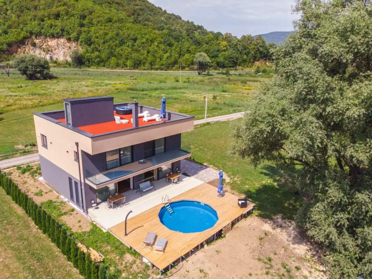 Lohovo Villa Bukva