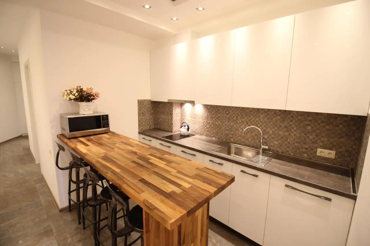 Maxela Apartments